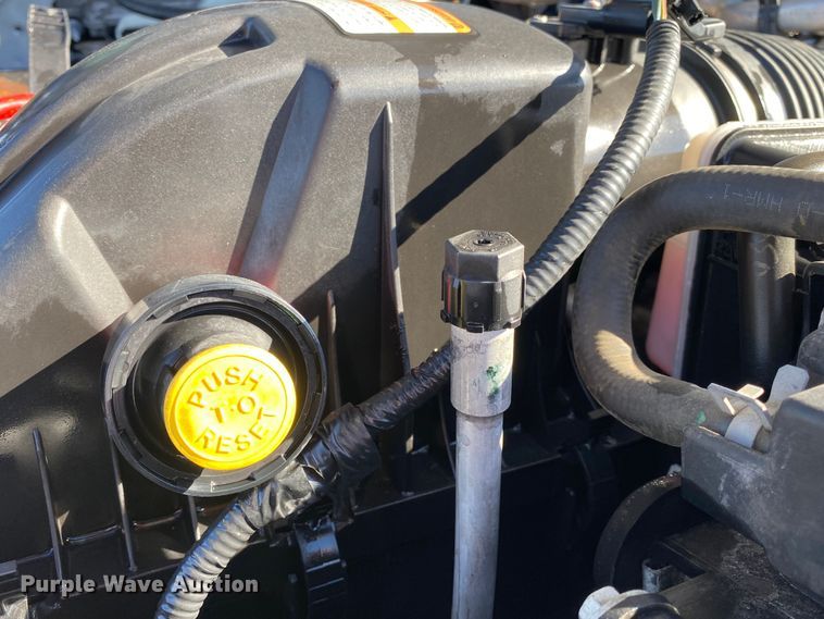 image for item JW9172 2016 Ford F550 Super Duty  bucket truck