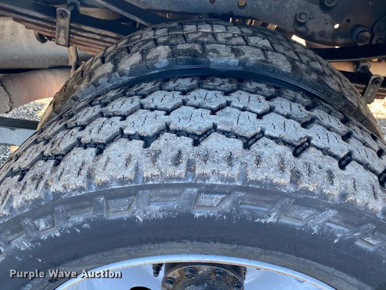 image for item JW9172 2016 Ford F550 Super Duty  bucket truck