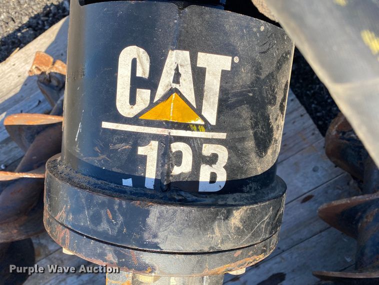 image for item JW9173 Caterpillar  skid steer auger