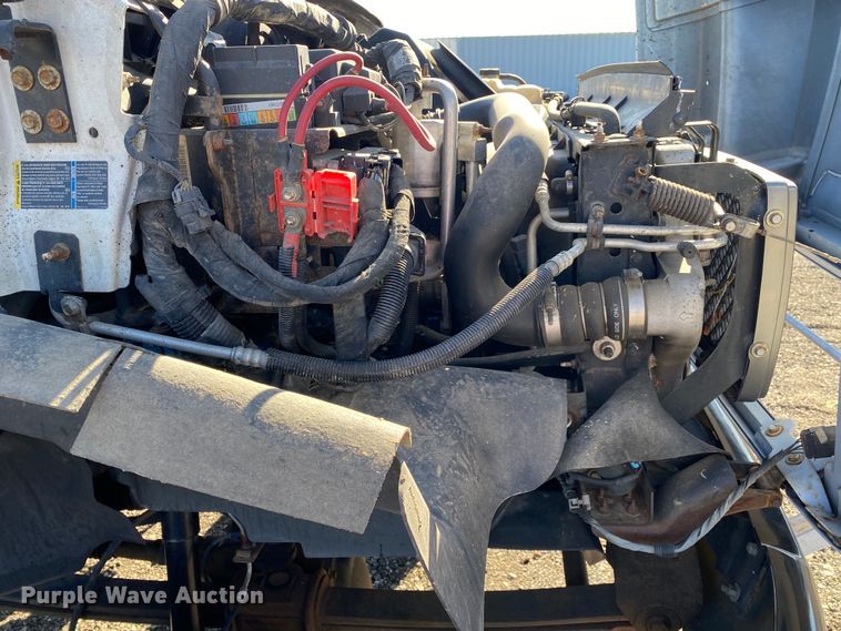 image for item JW9174 2008 Chevrolet C5500  bucket truck