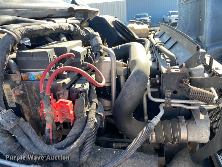 image for item JW9174 2008 Chevrolet C5500  bucket truck