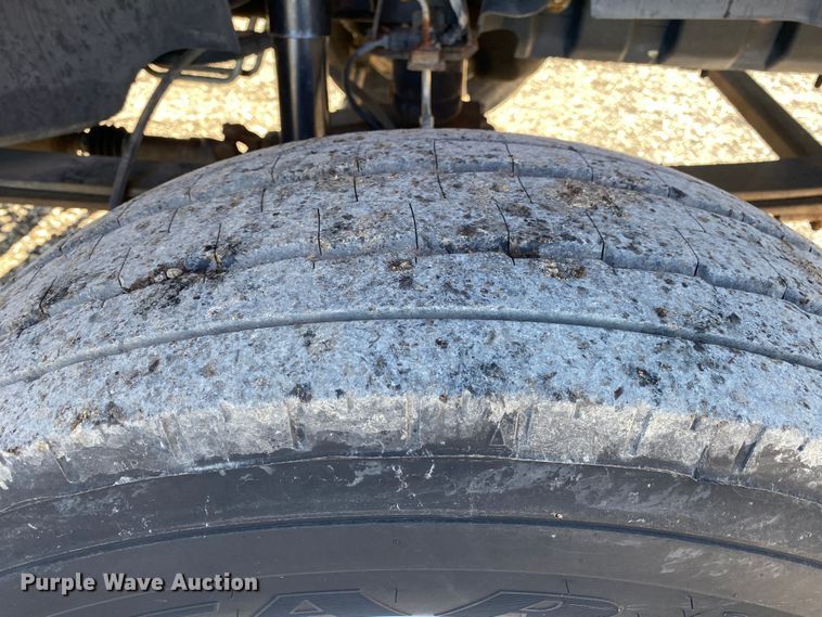 image for item JW9174 2008 Chevrolet C5500  bucket truck