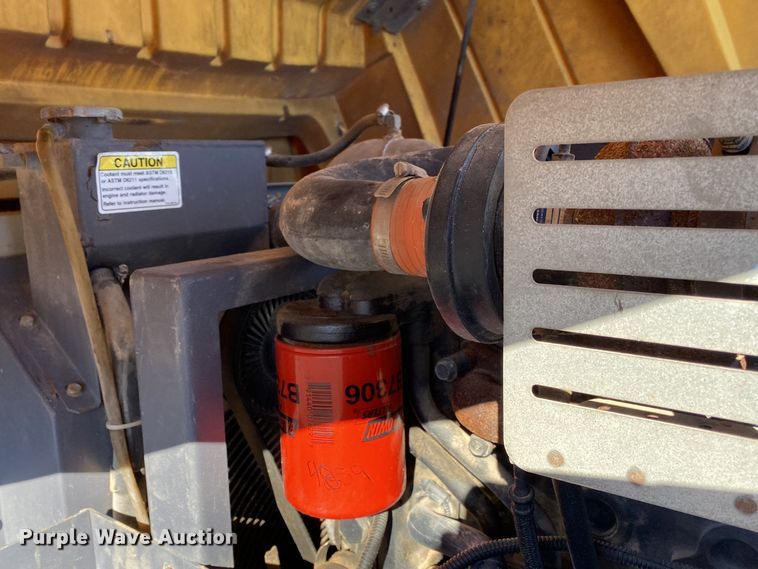 image for item JW9179 2010 Atlas Copco XAS185JD  air compressor