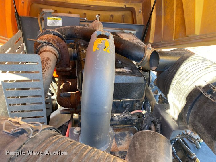 image for item JW9179 2010 Atlas Copco XAS185JD  air compressor