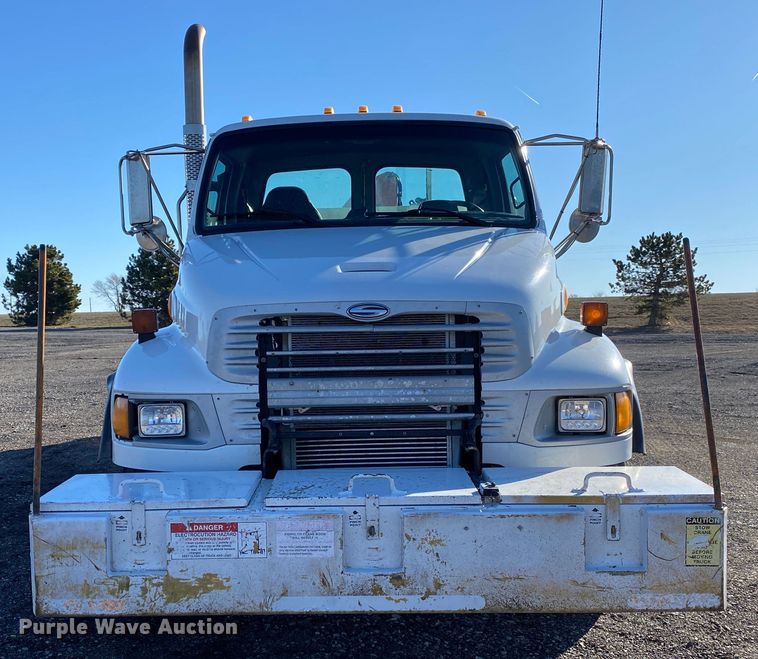 image for item JW9181 2005 Sterling Actera  utility / service truck