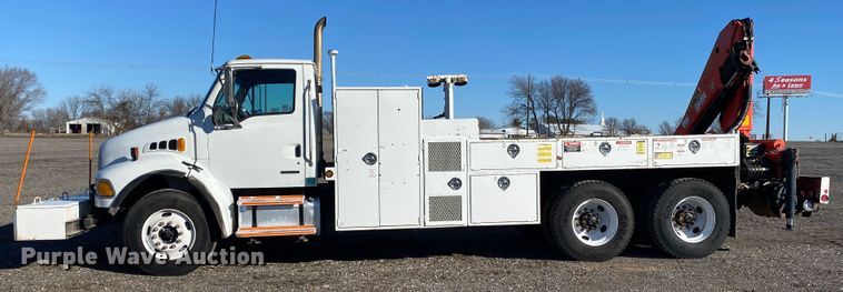 image for item JW9181 2005 Sterling Actera  utility / service truck