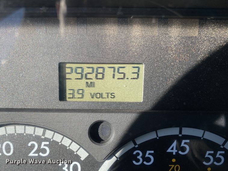 image for item JW9181 2005 Sterling Actera  utility / service truck