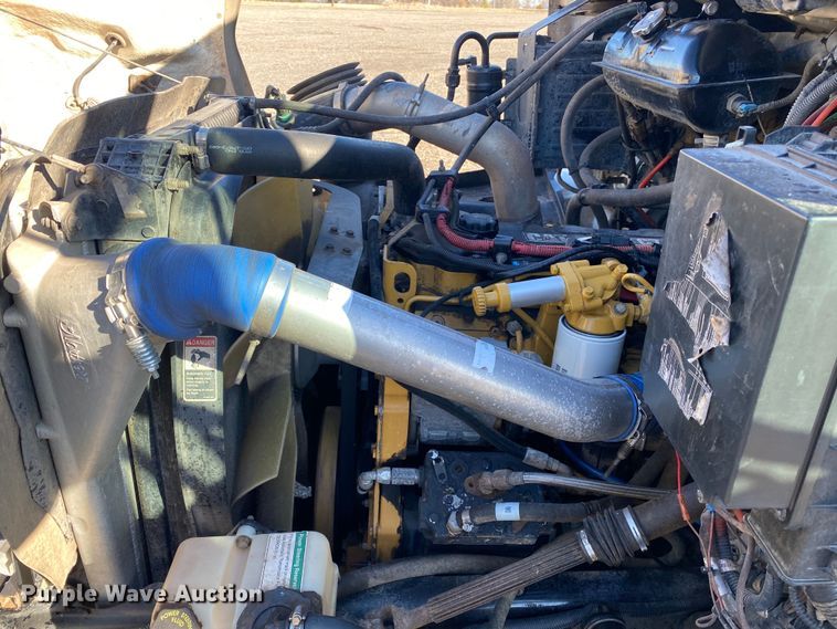 image for item JW9181 2005 Sterling Actera  utility / service truck