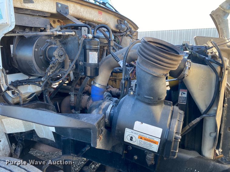 image for item JW9181 2005 Sterling Actera  utility / service truck