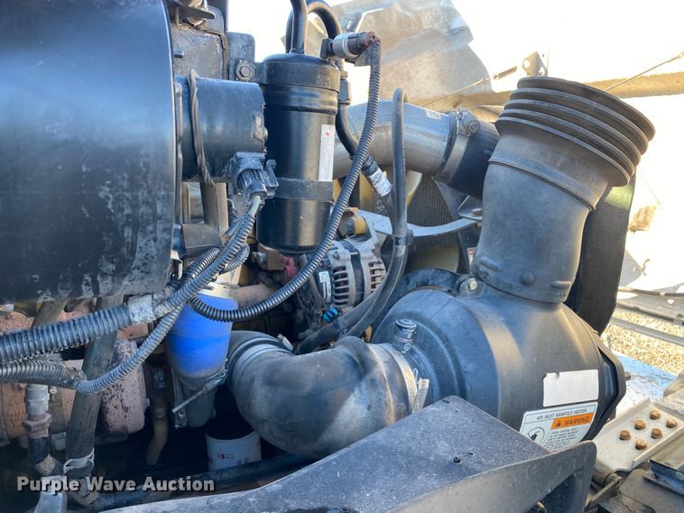 image for item JW9181 2005 Sterling Actera  utility / service truck