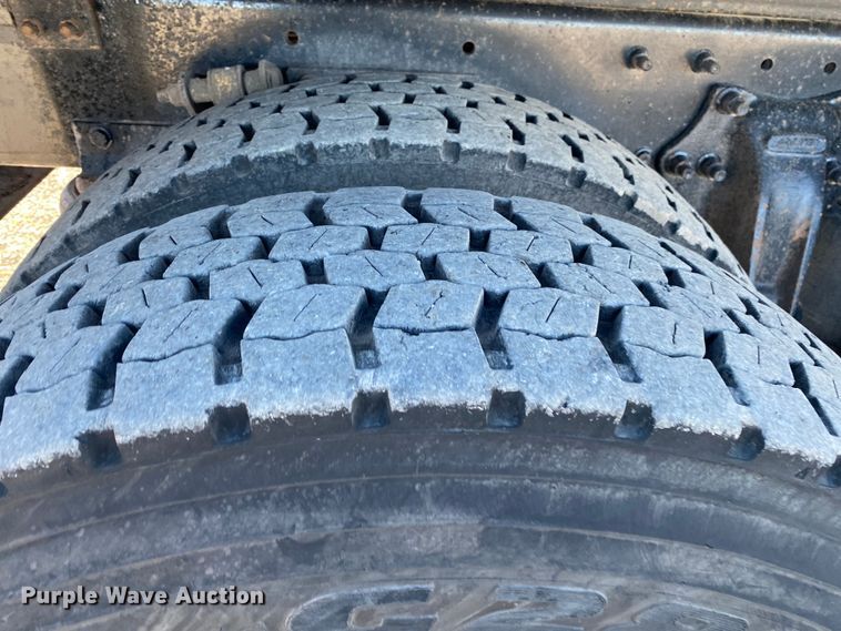 image for item JW9181 2005 Sterling Actera  utility / service truck