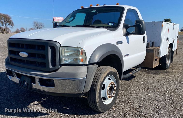 image for item JW9281 2005 Ford F550 Super Duty  utility / service truck