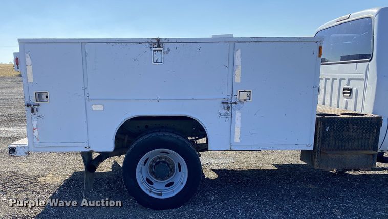 image for item JW9281 2005 Ford F550 Super Duty  utility / service truck