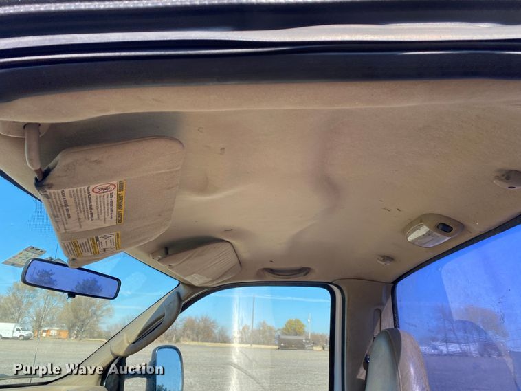 image for item JW9281 2005 Ford F550 Super Duty  utility / service truck