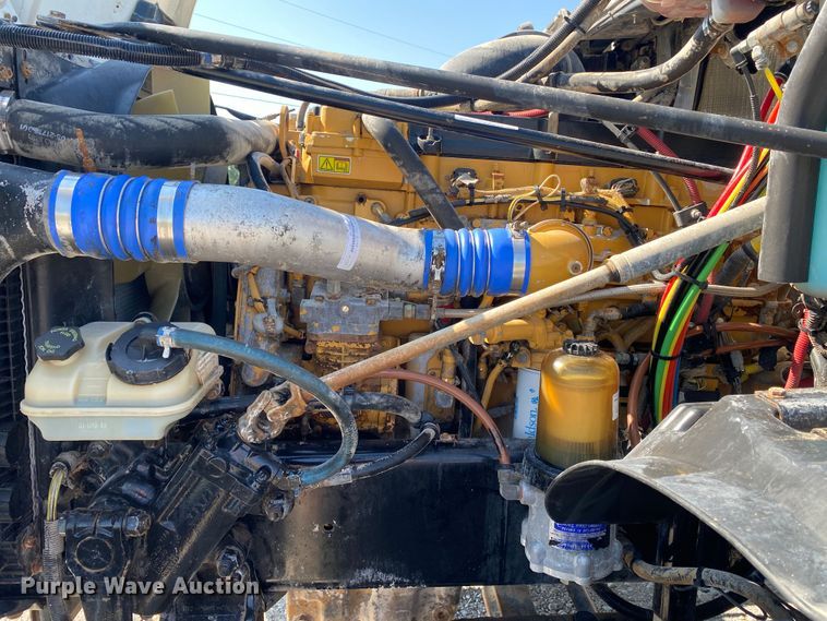 image for item JW9429 2006 Freightliner Columbia  water truck