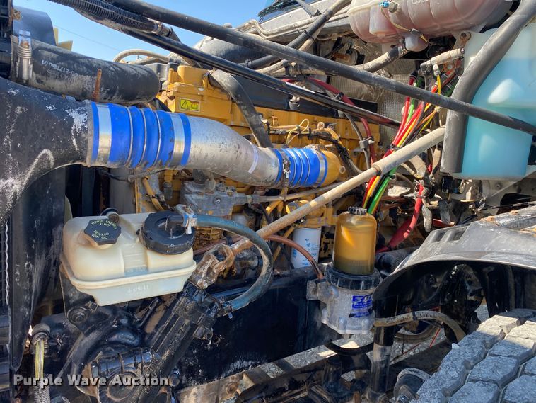 image for item JW9429 2006 Freightliner Columbia  water truck