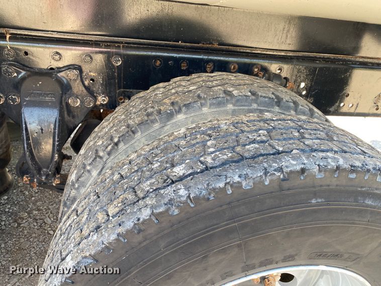 image for item JW9429 2006 Freightliner Columbia  water truck