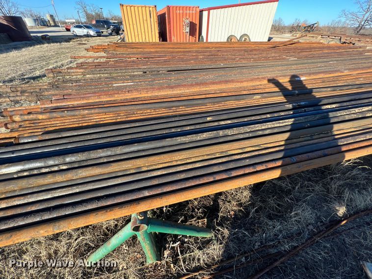 image for item KR9612 Approximately 32 oilfield pipes