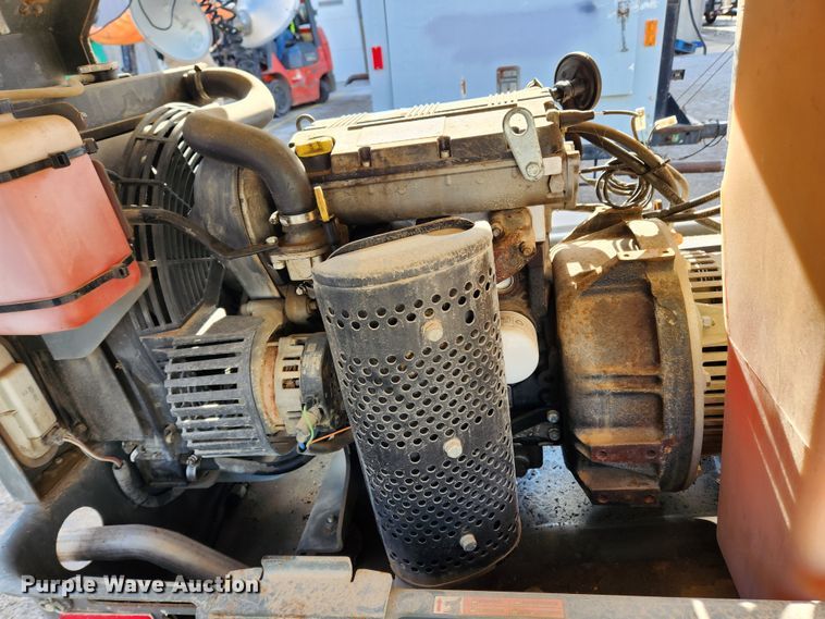 image for item KT9427 2011 Wacker Neuson LTN6L  light plant