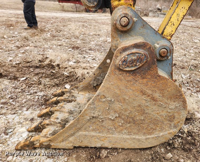 image for item KT9444 2001 Kobelco SK80CS  mini excavator