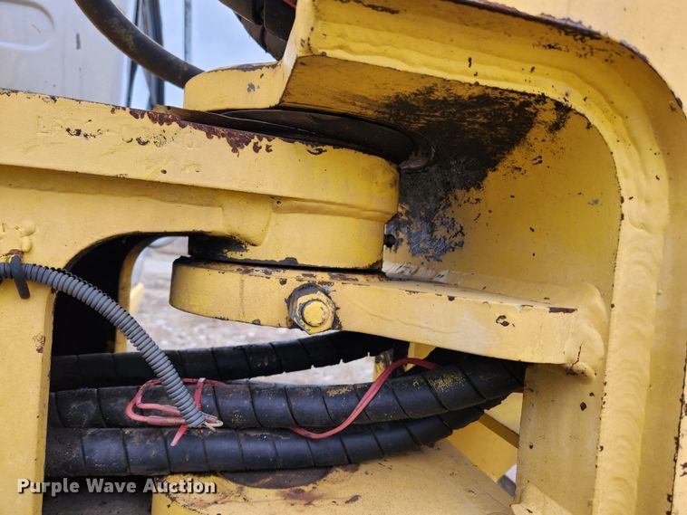 image for item KT9444 2001 Kobelco SK80CS  mini excavator