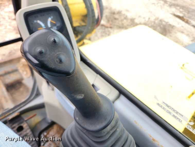 image for item KT9444 2001 Kobelco SK80CS  mini excavator