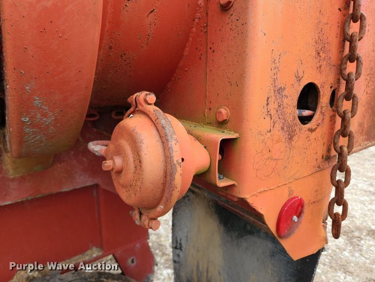 image for item KT9445 1972 Fruehauf ND-F2-DB4-24  end dump trailer