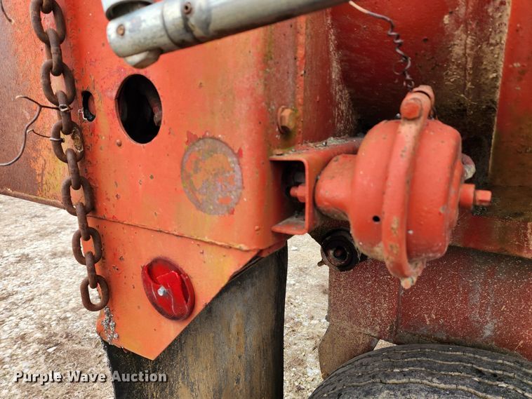 image for item KT9445 1972 Fruehauf ND-F2-DB4-24  end dump trailer