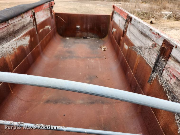 image for item KT9445 1972 Fruehauf ND-F2-DB4-24  end dump trailer