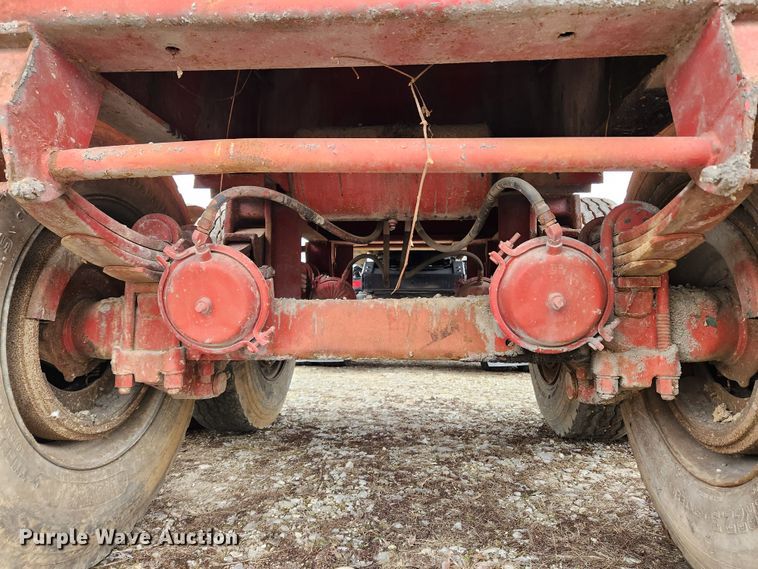 image for item KT9445 1972 Fruehauf ND-F2-DB4-24  end dump trailer