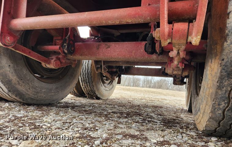 image for item KT9445 1972 Fruehauf ND-F2-DB4-24  end dump trailer