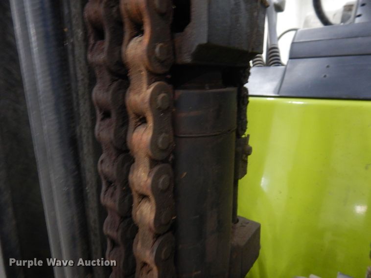 image for item KU9738 Clark CGC20  forklift