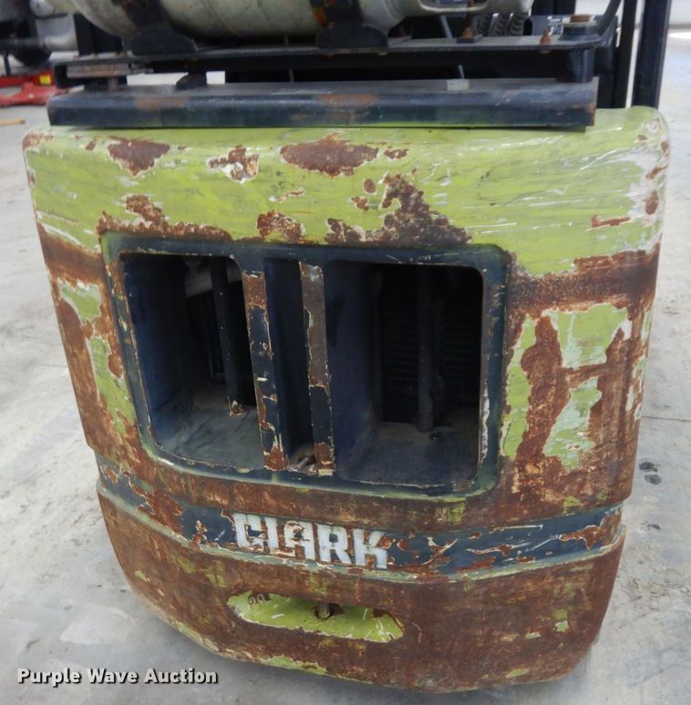 image for item KU9738 Clark CGC20  forklift