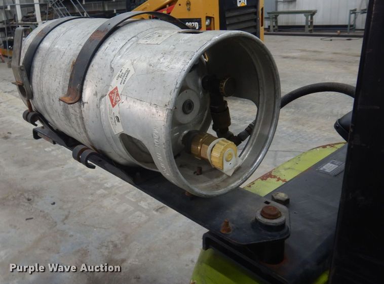 image for item KU9738 Clark CGC20  forklift