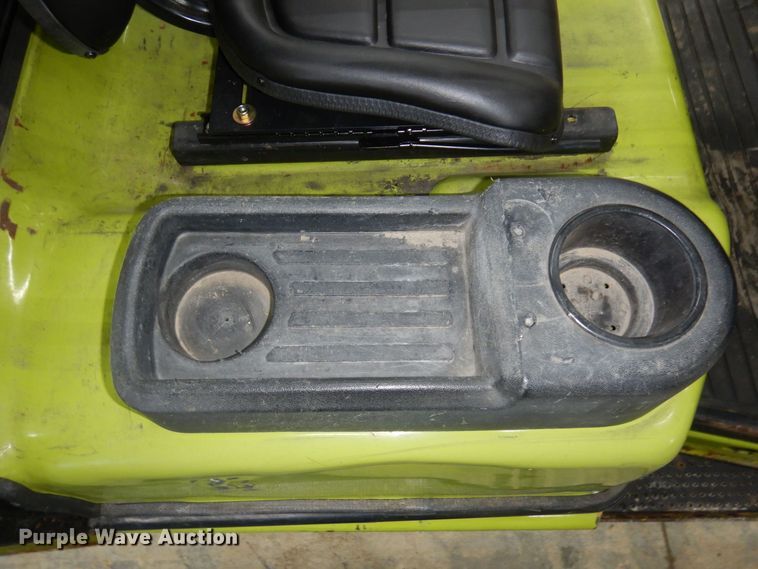 image for item KU9738 Clark CGC20  forklift