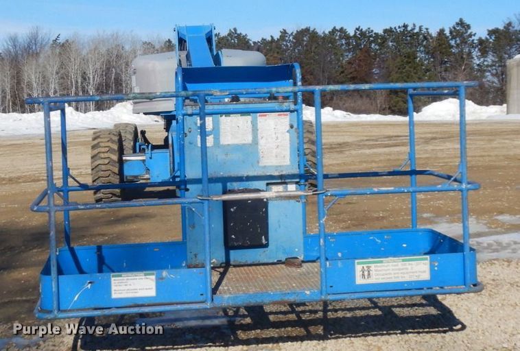 image for item KU9739 2005 Genie S80  boom lift