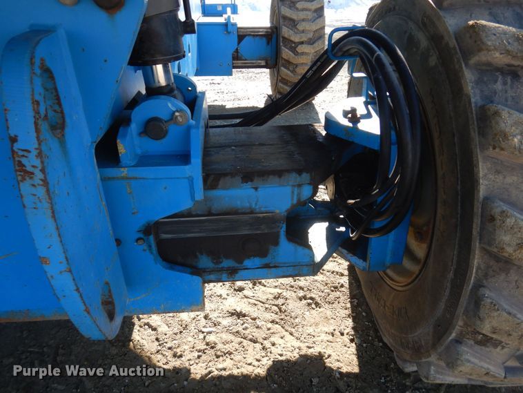 image for item KU9739 2005 Genie S80  boom lift