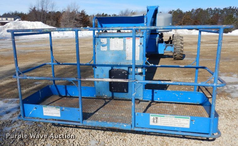 image for item KU9739 2005 Genie S80  boom lift