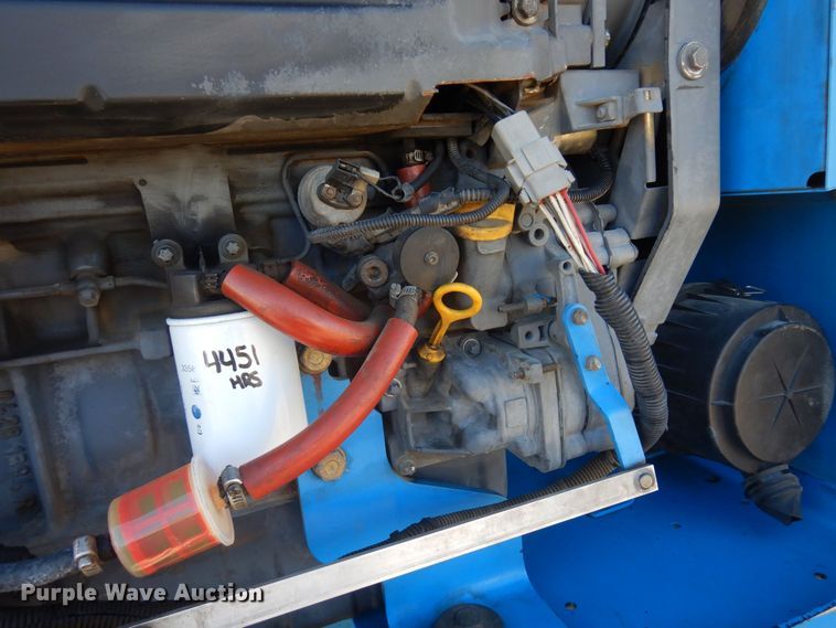 image for item KU9739 2005 Genie S80  boom lift