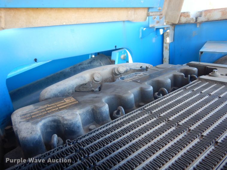 image for item KU9739 2005 Genie S80  boom lift