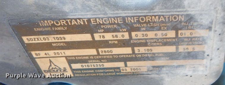 image for item KU9739 2005 Genie S80  boom lift