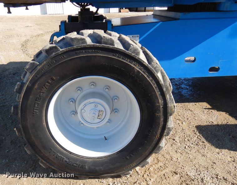 image for item KU9739 2005 Genie S80  boom lift