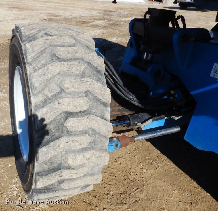 image for item KU9739 2005 Genie S80  boom lift