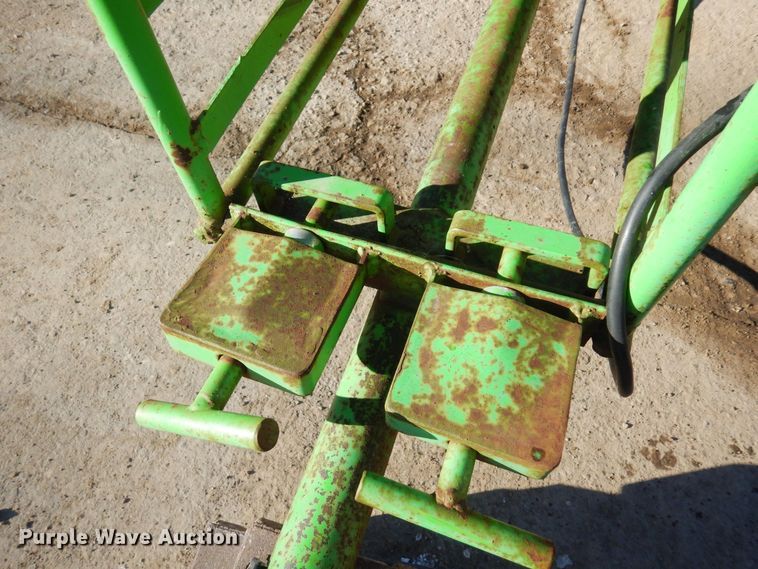 image for item KU9741 E-Z LIft  conveyor