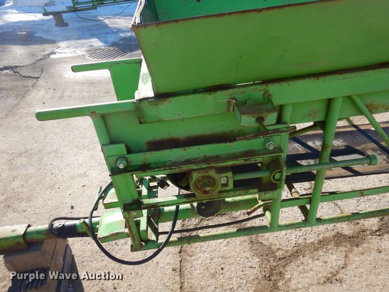 image for item KU9742 E-Z LIft  conveyor