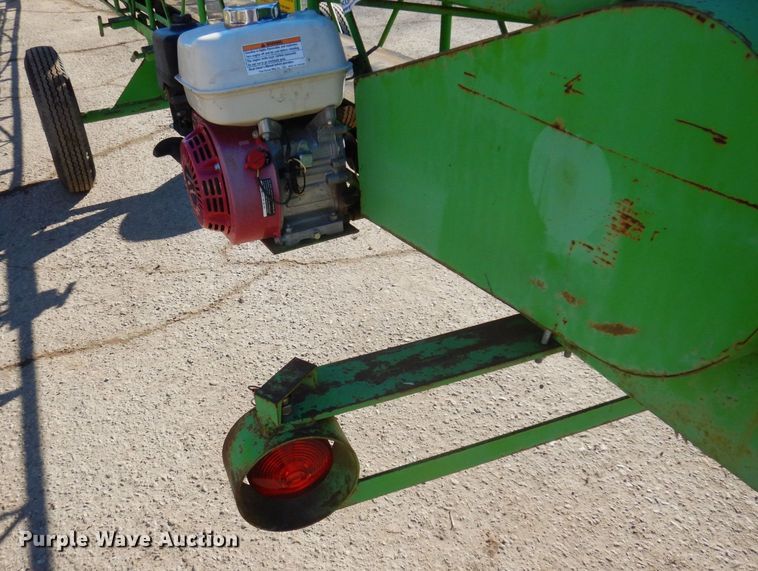 image for item KU9742 E-Z LIft  conveyor