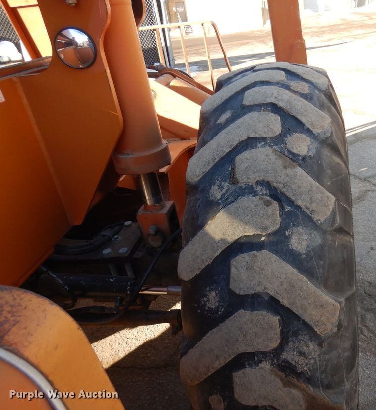 image for item KU9743 2002 Lull 1044C-54  telehandler