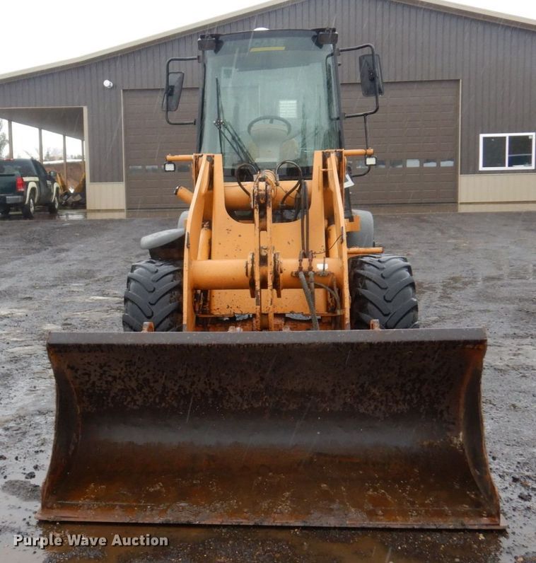 image for item KU9760 2003 Case 321D  wheel loader