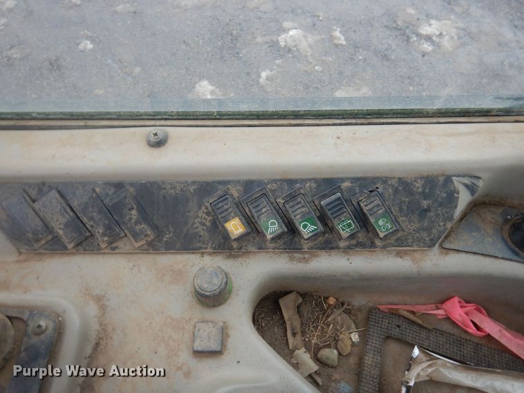 image for item KU9760 2003 Case 321D  wheel loader