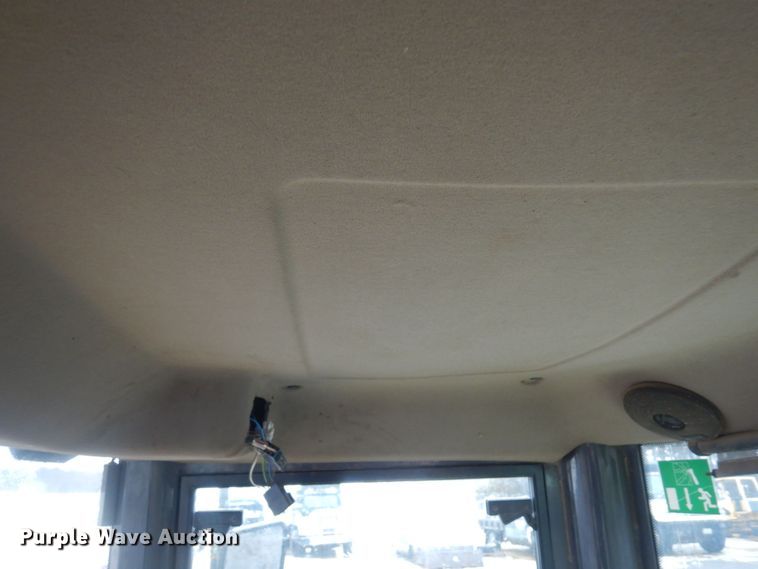 image for item KU9760 2003 Case 321D  wheel loader